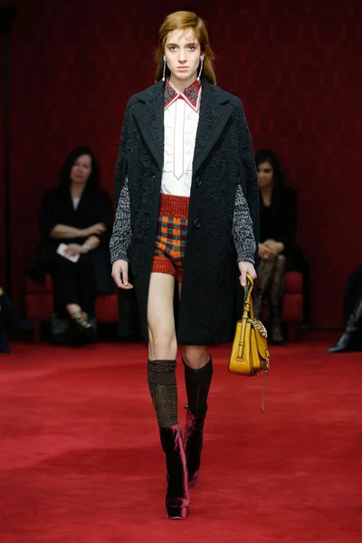 Look 20